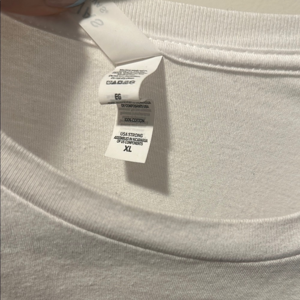 Poshmark Logo Branded Poshswag White Short Sleeve Tee with Crew Neck - Picture 3 of 4